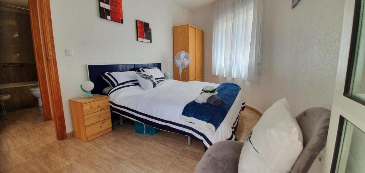 Harbour View - 2 Bed Apt - Torrevieja Exterior foto